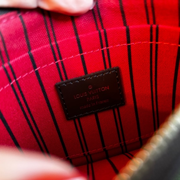 Authentic Louis Vuitton Neverfull PM clutch damier ebene red lining NEW - Picture 12 of 12